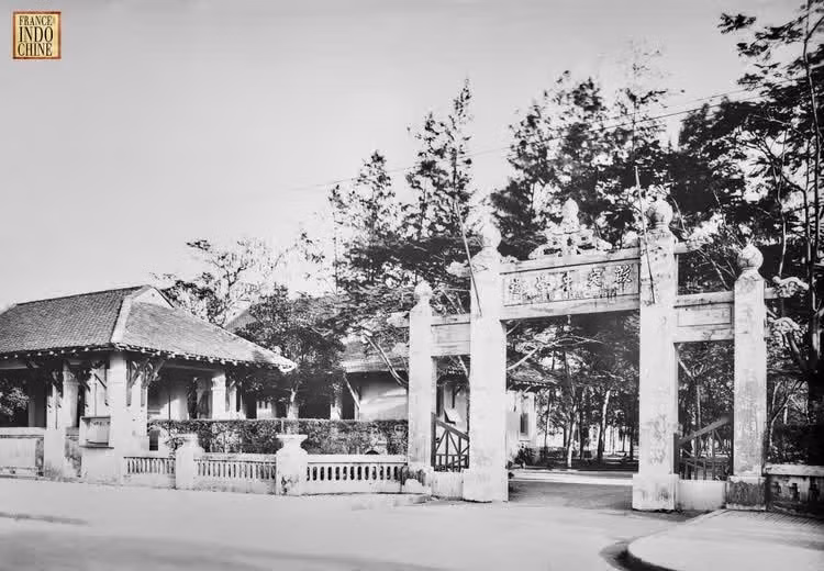 1-truong-quoc-hoc-buoi-dau-anh-tl.jpg