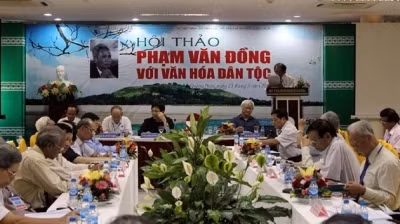 Le séminaire « Pham Van Dông et la culture nationale » à Quang Ngai. Photo: Nhân Dân