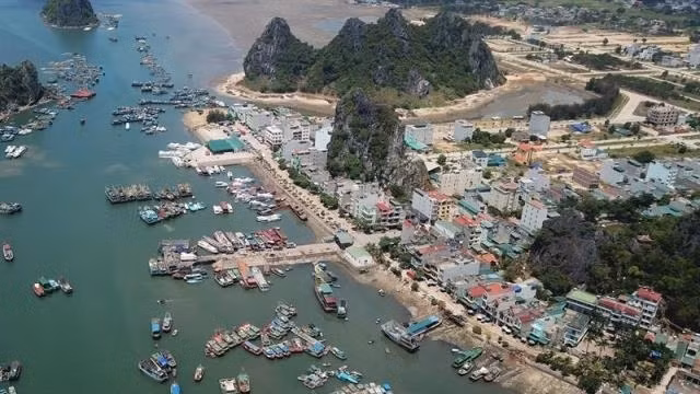 Un coin du district de Vân Dôn, province de Quang Ninh. Photo : NDEL.