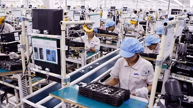 Le Vietnam exporte des produits électroniques vers les États-Unis. Photo : VNA