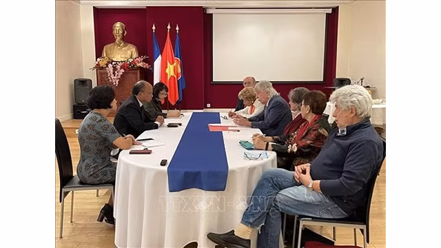 Lors de la réception des représentants de l'AAFV. Photo : VNA