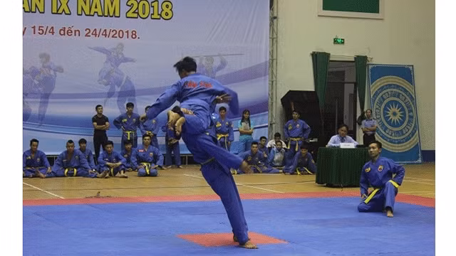 Les sportifs se livrent aux compétitions après la cérémonie d’ouverture. Photo : NDEL.