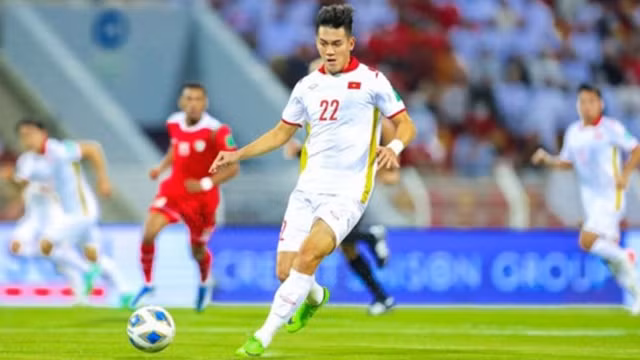 Le Vietnamien Nguyên Tiên Linh sélectionné comme le meilleur joueur d’octobre par l’AFC. Photo : VNA.
