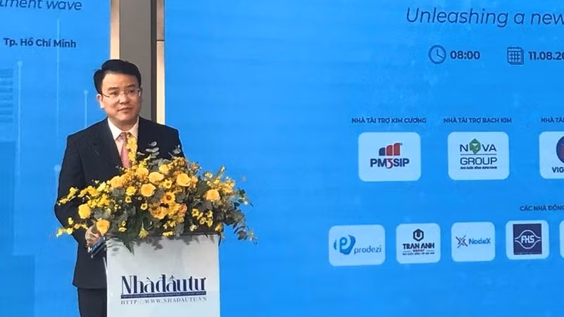 Le vice-ministre du Plan et de l’Investissement, Trân Quôc Phuong, prend la parole lors du forum. Photo : NDEL.