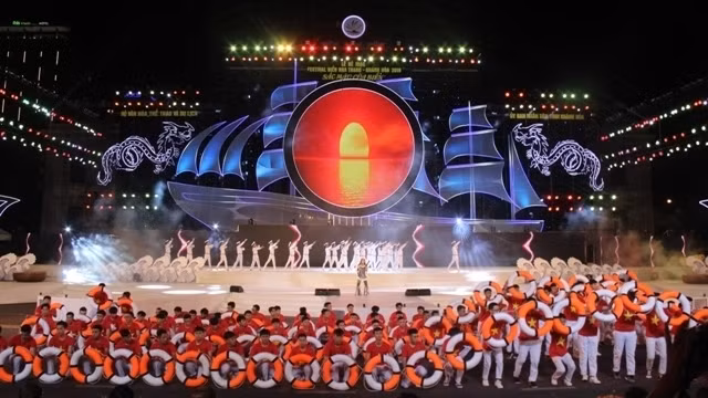 Cérémonie de clôture du Festival maritime Nha Trang-Khanh Hoa 2019. Photo : VNA.
