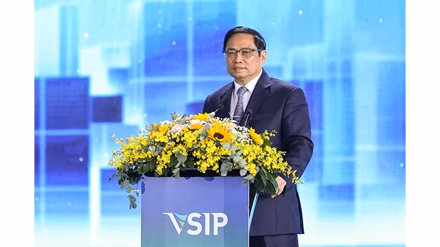 Le Premier ministre Pham Minh Chinh s'exprime lors de la cérémonie de mise en chantier des travaux du VSIP3. Photo : VGP.