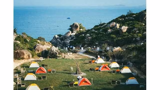 La fête du tourisme balnéaire de Quy Nhon 2022 aura lieu à l'occasion du 30 avril et du 1er mai. Photo : baodautu.vn