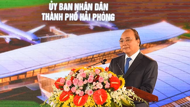 Le Premier ministre vietnamien, Nguyên Xuân Phuc, prend la parole. Photo: VGP.
