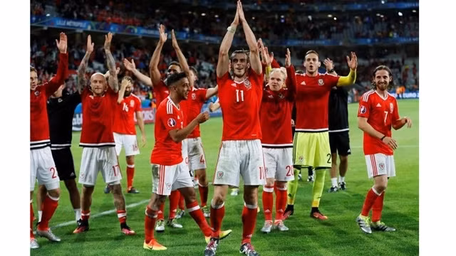 Les Gallois célèbrent leur victoire. Photo: Reuters.