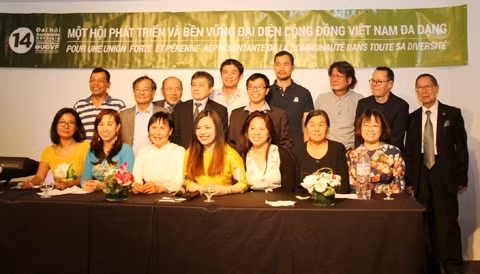 Le nouveau Comité exécutif de l’Union générale des Vietnamiens de France.