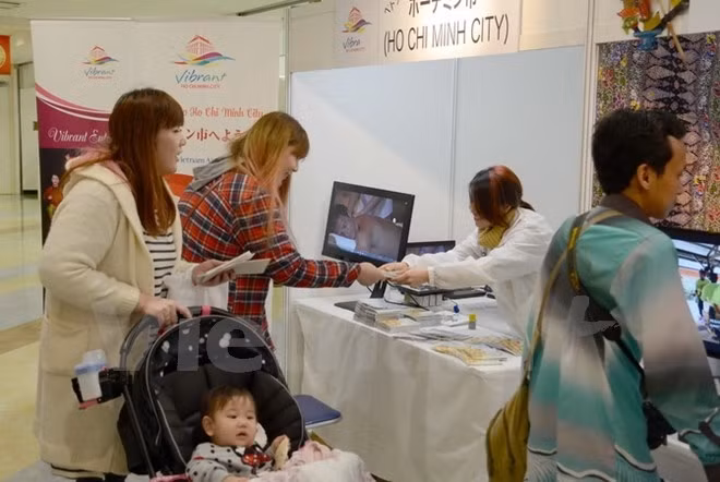 Le stand de Hô Chi Minh-Ville à la foire annuelle du tourisme de la TPO. Photo: VNA.