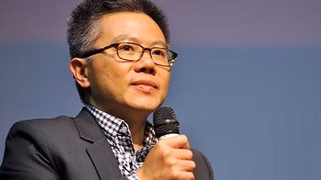 Le professeur franco-vietnamien Ngô Bao Châu. Photo : VTC