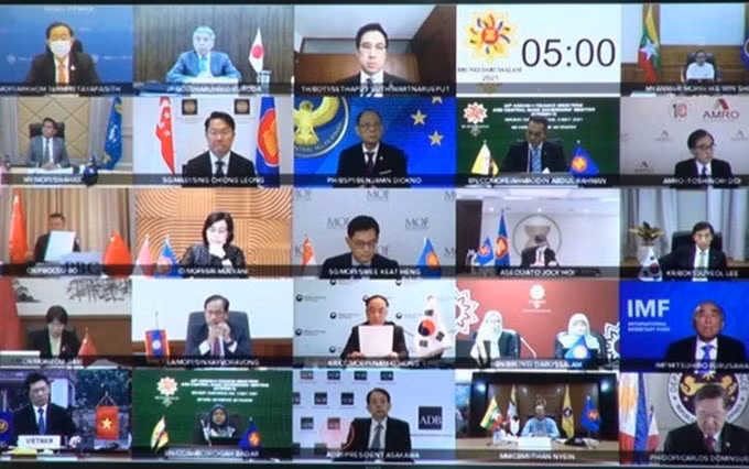 Réunion virtuelle des ministres des finances et des gouverneurs des banques centrales de l'Asean+3. Photo : VNA.