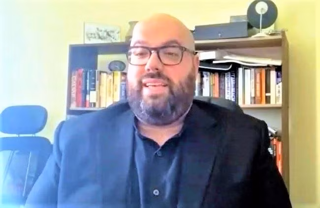 Amiad Horowitz, reporter du journal People’s World et membre du CPUSA. Photo: VNA