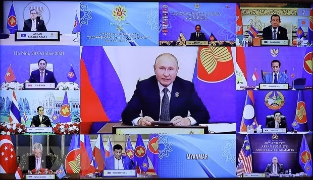 Les dirigeants de l'ASEAN et de la Russie lors d'un sommet virtuel. Photo : VNA.