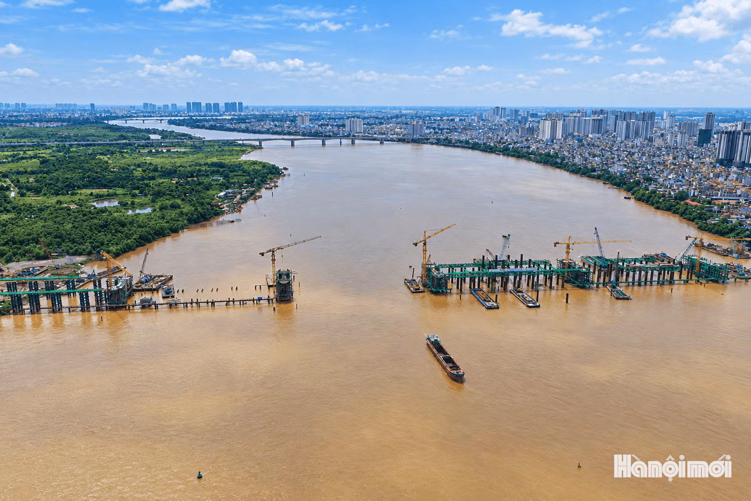 tran-huong-dao.png